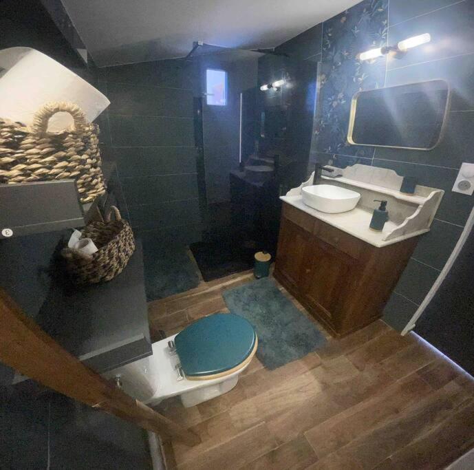 Studio Нім Екстер'єр фото